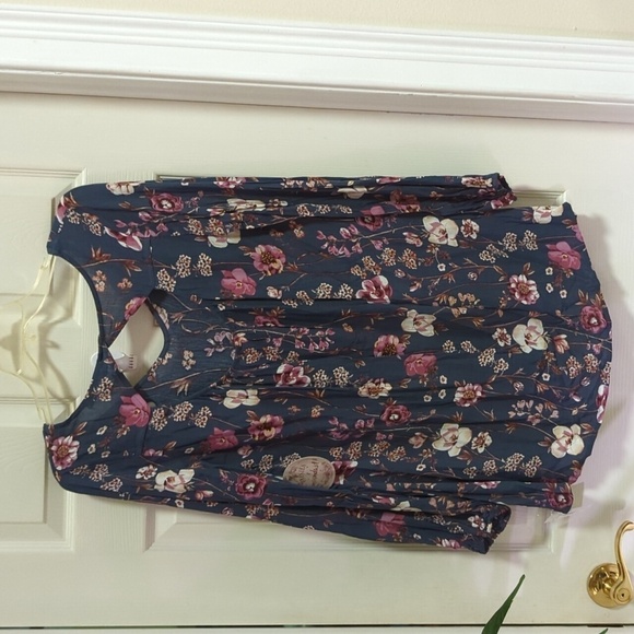 Gypsies & Moondust Women's Long Sleeve Keyhole Back Blouse Size Medium - New - Picture 5 of 8